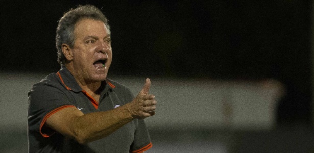 Abel Braga não vê problema em "trocar pontos" contra o Cruzeiro, no próximo domingo, em Caxias - Vinicius Costa/Agência Preview