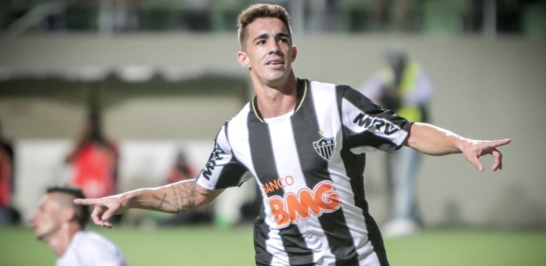 Neto Berola pretende manter as características do titular Fernandinho para ajudar o Atlético-MG - Bruno Cantini/site oficial do Atlético-MG