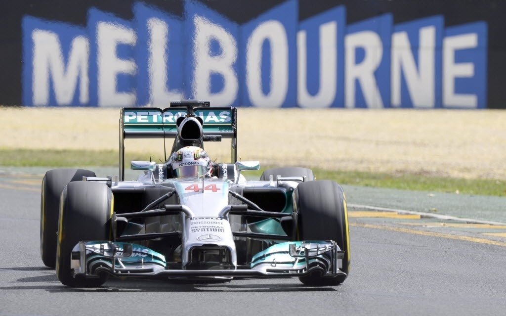 15.mar.2014 -  A equipe Mercedes liderou os treinos livres na Austrália. Hamilton é o mais cotado ao título em casas de apostas - Efe