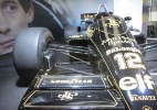 Lotus pilotada por Senna é exibida em shopping de SP - Bruno Thadeu/UOL