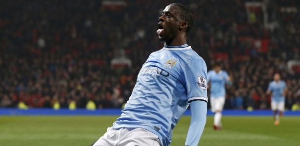 Yaya Toure comanda o Manchester City e pede que os africanos sejam mais valorizados pela imprensa -  REUTERS/Phil Noble