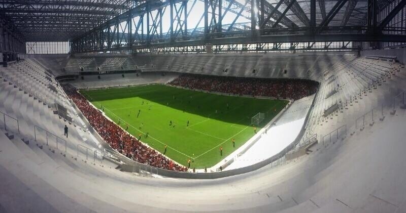 29.mar.2014 - Visão da arquibancada superior da Arena da Baixada durante jogo-teste entre Atlético-PR e J. Malucelli