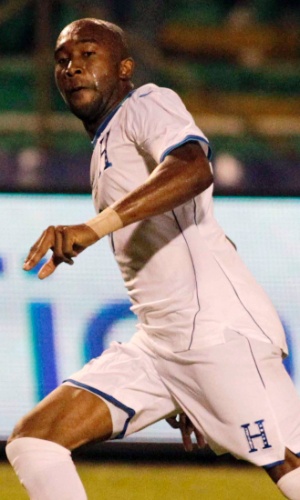 5.mar.2014 - Jerry Palacios comemora após marcar um dos gols da vitória por 2 a 1 de Honduras sobre a Venezuela em amistoso disputado em San Pedro Sula (Honduras)