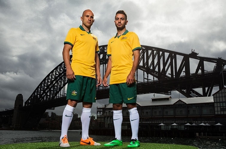 Austrália herda para Copa camisa velha da seleção brasileira