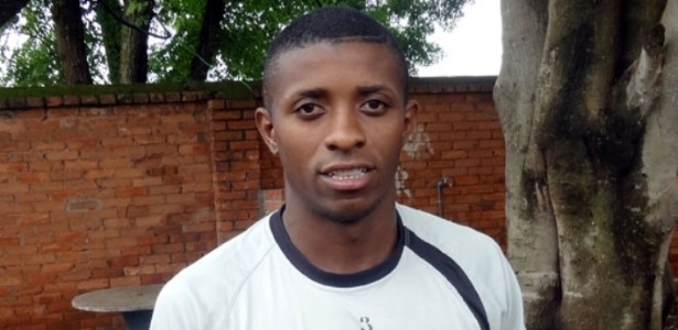 Jonathan Cafu, 23, é o novo alvo da disputa entre Palmeiras e São Paulo - Divulgação/Ponte Preta