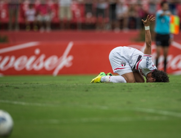 Muricy diz que Pato não disputa vaga com L. Fabiano e Kardec, e escala Ademilson e Osvaldo contra o Bahia - Jonne Roriz/Getty Images