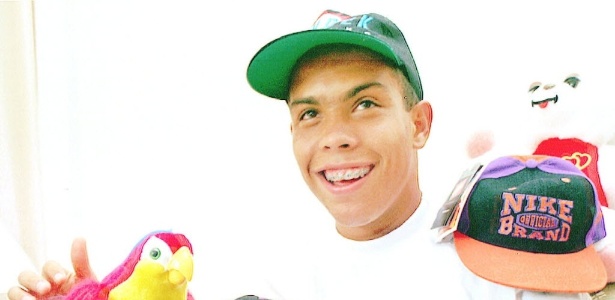 Ronaldo ainda bem jovem, com 17 anos na Copa de 1994