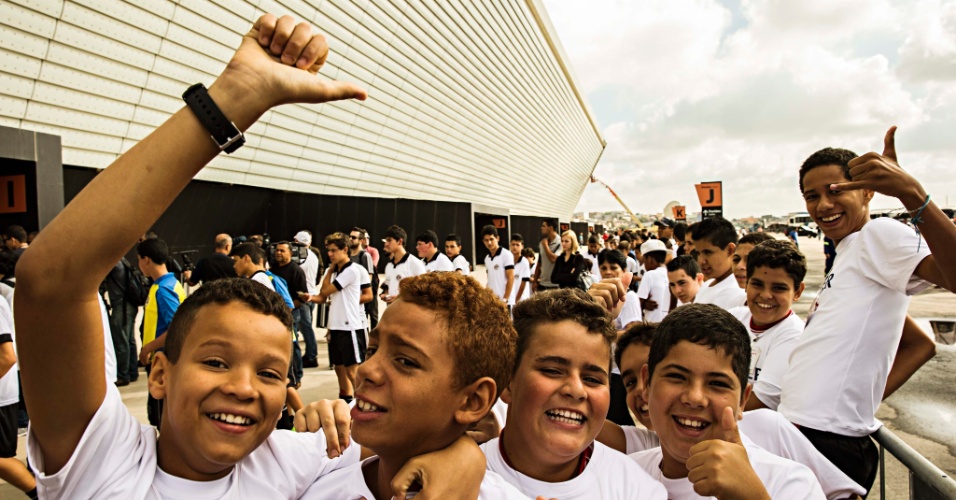 26.abr.2014 - Corinthians realiza evento teste no Itaquerão com 5 mil crianças