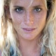 Courtney Conlogue, norte-americana do surfe - Reprodução/Facebook