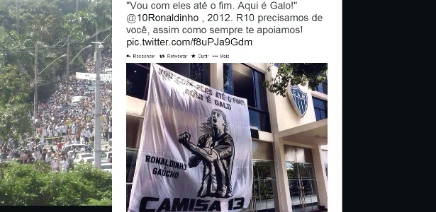 Torcida do Atlético-MG, que criou bandeira em homenagem a Ronaldinho, se despediu do craque pelas redes sociais - Reprodução/Twitter