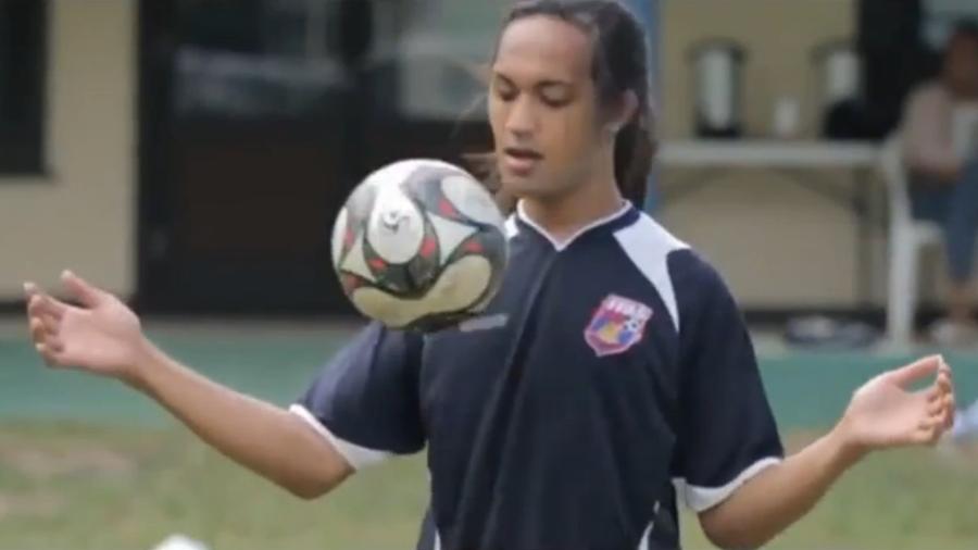 Jaiyah Saelua, zagueira da Samoa Americana foi primeira jogadora trans a atuar por seleção masculina em partidas Fifa - Reprodução