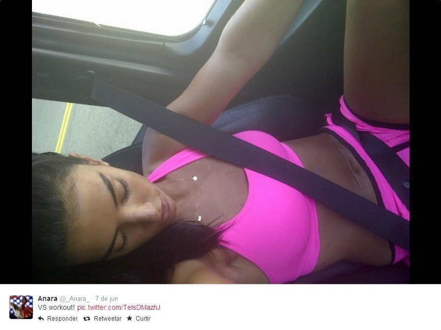 Anara Atanes, modelo britânica, namorada de Samir Nasri - Reprodução/Twitter