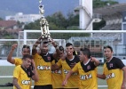 Romário vence Edmundo em campeonato de jogadores do Vasco. Entenda