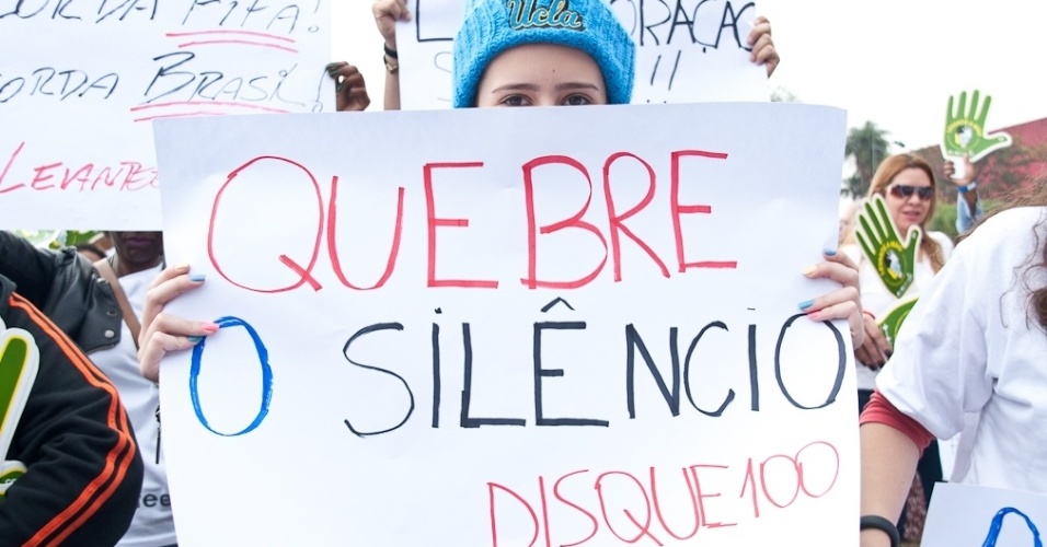 Protesto reúne mil no Itaquerão contra a exploração sexual infantil