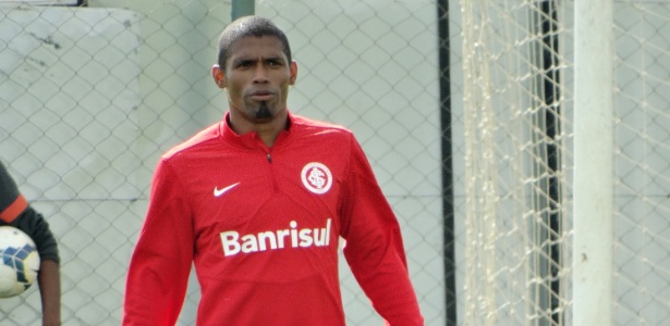 Ygor tem contrato no Beira-Rio até dezembro e clubes negociam empréstimo - Jeremias Wernek/UOL