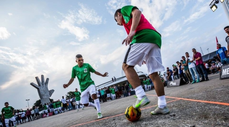 Batalha das quadras, campeonato de futebol de rua criado pela Nike