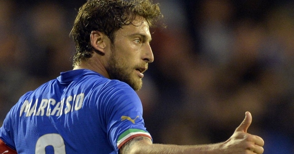31.mai.2014 - Claudio Marchisio gesticula durante amistoso da Itália contra Irlanda