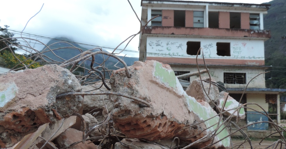 Três anos e meio após a tragédia, cenário ainda é de destruição nas regiões que sofreram com as chuvas em Teresópolis