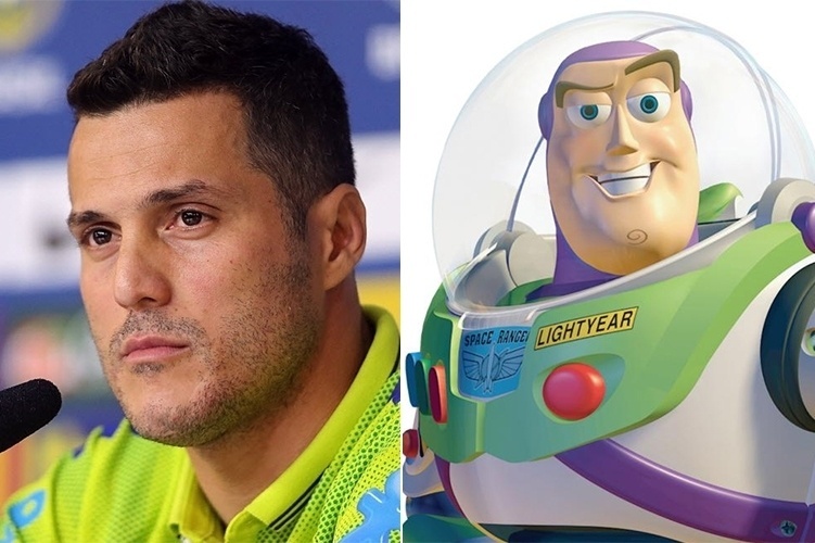 Julio Cesar, goleiro da seleção brasileira, é sósia do personagem Buzz Lightear, de Toy Story