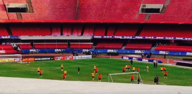 Seleção da Sérvia faz treino secreto no estádio do Morumbi
