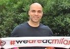 Zagueiro Alex chega a Itália para ser oficializado pelo Milan - Reprodução / Twitter