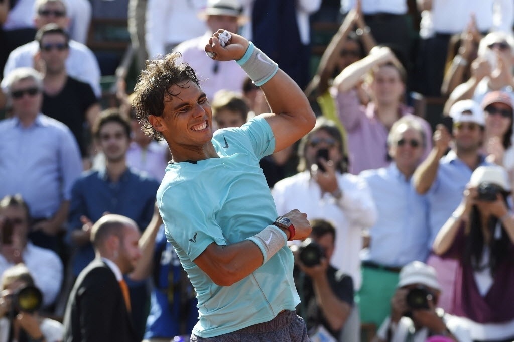 06.jun.2014 - Nadal comemora após vencer Andy Murray na semifinal de Roland Garros