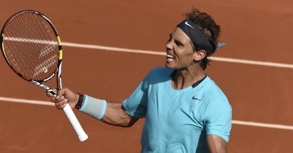 06.jun.2014 - Nadal comemora após vencer Andy Murray na semifinal de Roland Garros
