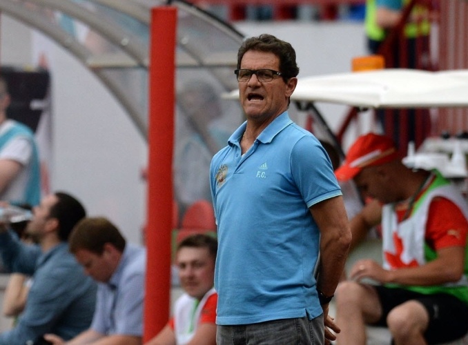 06.jun.2014 - Técnico italiano Fabio Capello comanda a seleção da Rússia durante amistoso contra o Marrocos, em Munique