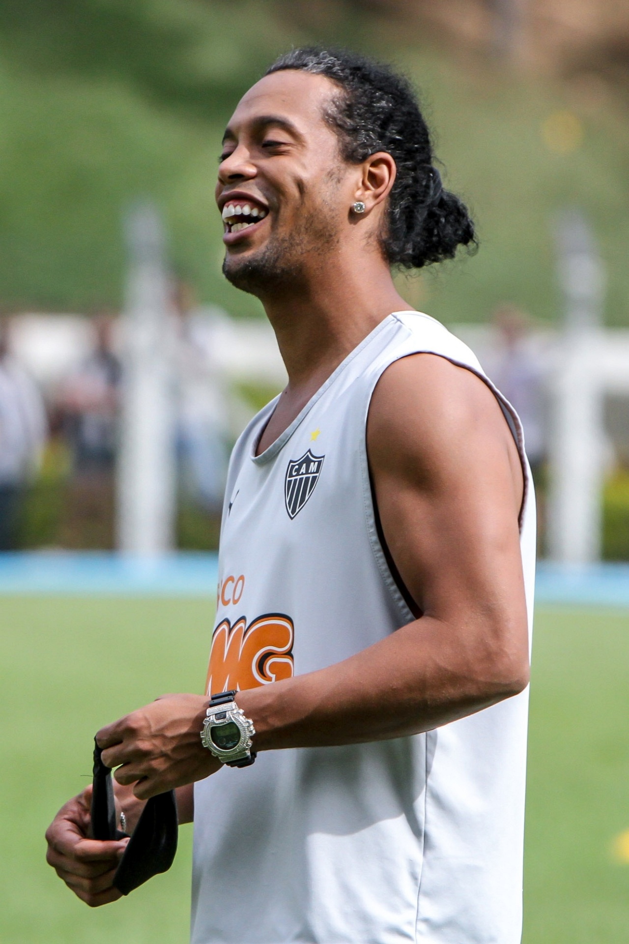 6 jun. 2014 - Ronaldinho Gaúcho, do Atlético-MG, treina na Vila Olímpica