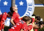 Chile reclama do calor e Sampaoli faz treino puxado para manter estilo - Felipe Trueba/ EFE