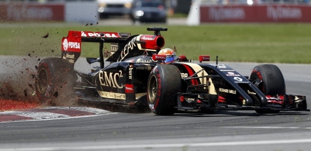 Marcado por acidentes em 2012 e 2013, Romain Grosjean comemora volta a SP - Mathieu Belanger /Reuters