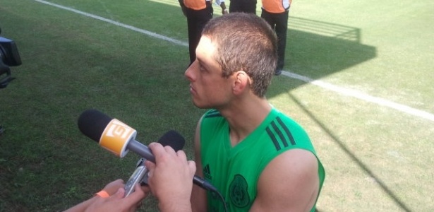 Chicharito, atacante do Manchester United, é o atleta mexicano mais ovacionado no Brasil