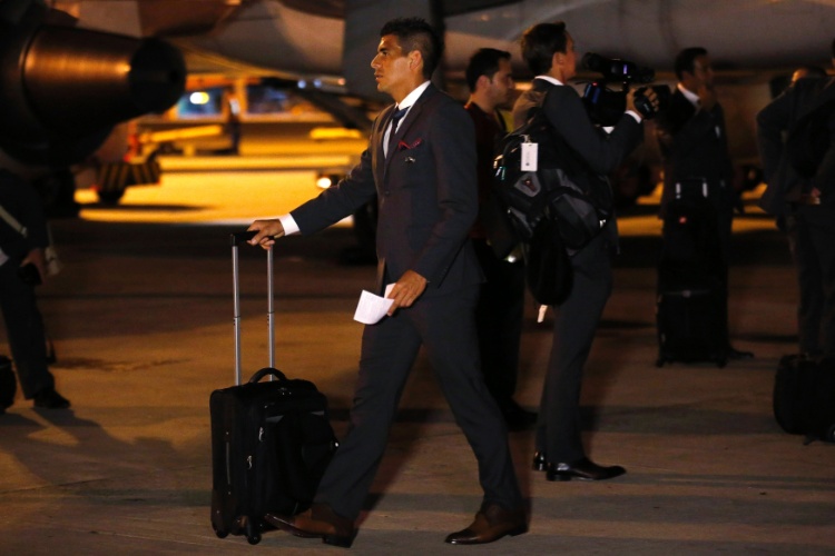 Johnny Acosta, da Costa Rica, desembarca no Aeroporto Internacional de Guarulhos para a Copa do Mundo