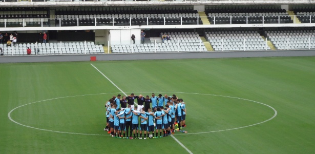 Seleção da Costa Rica realizou o primeiro treino em território brasileiro nesta terça-feira, na Vila Belmiro