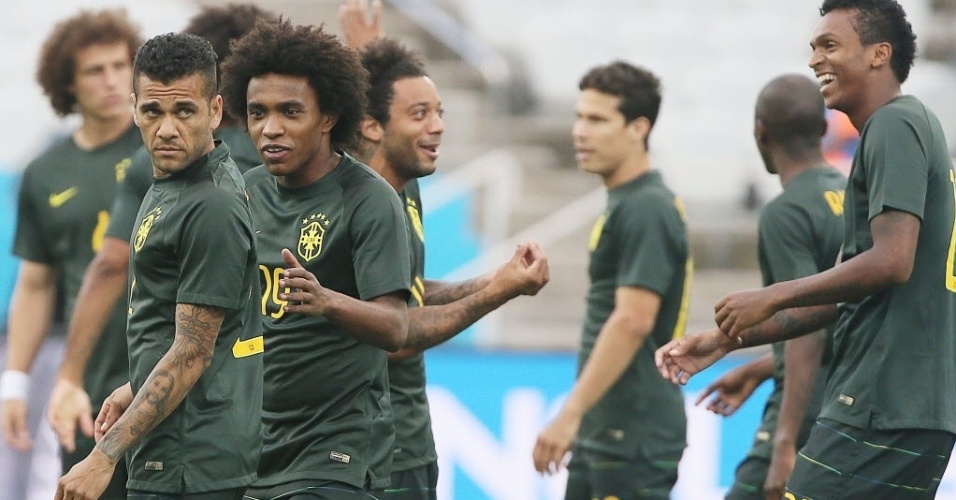 11. jun. 2014 - Último treino da seleção brasileira antes da Copa tem clima alegre entre os jogadores