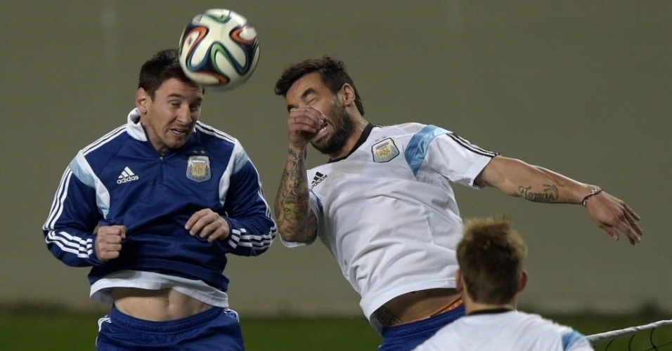 Messi e companheiros de Argentina fazem atividade recreativa no estádio Independência