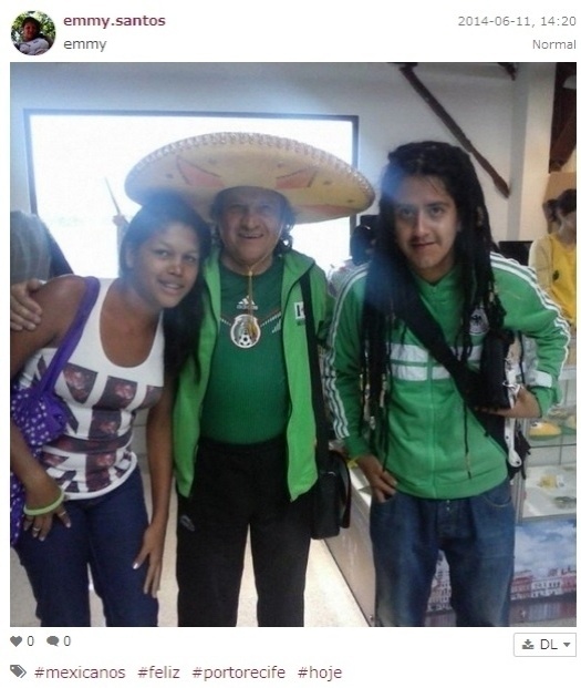 Emmy tirou uma foto com um torcedor que trouxe até o saudoso sombrero do México para torcer na Copa. Mande sua foto com um gringo: use a hashtag #uolnacopa no Instagram ou Twitter. Você também pode enviar um WhatsApp para (11) 94288.3664