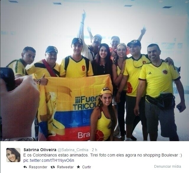 Sabrina encontrou um grupo de torcedores colombianos bem animados em um shopping. Mande sua foto com um gringo: use a hashtag #uolnacopa no Instagram ou Twitter. Você também pode enviar um WhatsApp para (11) 94288.3664