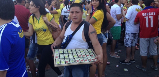 Na quinta-feira, Fan Fest de Cuiabá também teve ambulantes irregulares