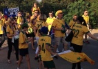 Australianos chegam com samba e fazem festa brasileira na Arena Pantanal - Guilherme Costa/UOL