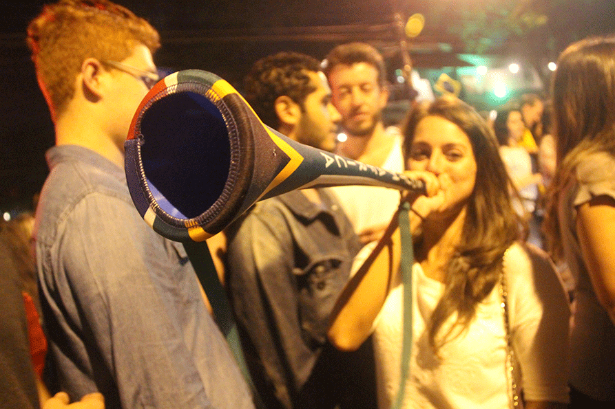 As vuvuzelas faziam parte do ruído sonoro mais ouvido na Vila Madalena