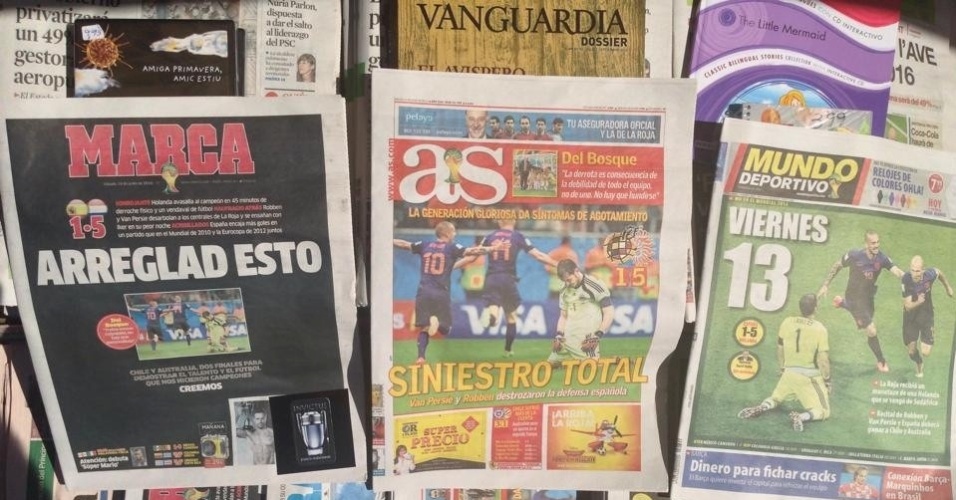 Capas dos principais jornais esportivos da Espanha exibiram fotos de Casillas ajoelhado