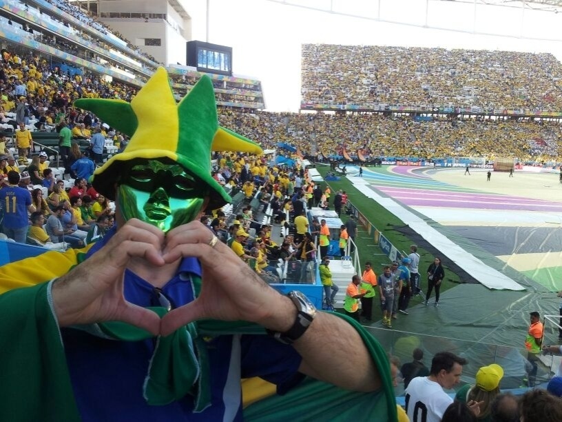 Ivan acompanhou a cerimônia de abertura da Copa. Mande sua foto no Itaquerão: use a hashtag #uolnacopa no Instagram ou Twitter. Você também pode enviar um WhatsApp para (11) 94288.3664