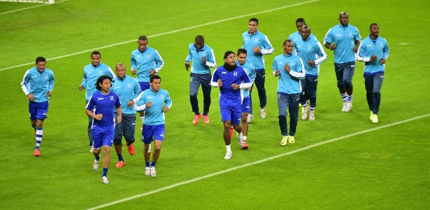 Seleção hondurenha participa de sua terceira Copa do Mundo e busca a primeira vitória pelo torneio