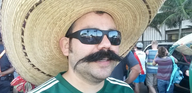 Mexicano que deixou bigode crescer oito meses é uma das atrações no Rio de Janeiro