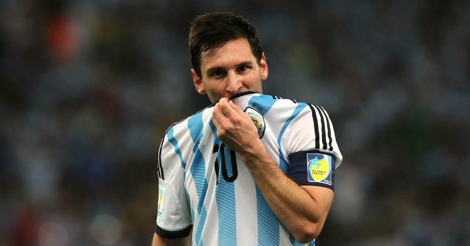 A Bósnia-Herzegóvina dificultou a vida da Argentina, mas Messi marcou um belo gol no segundo tempo na vitória por 2 a 1