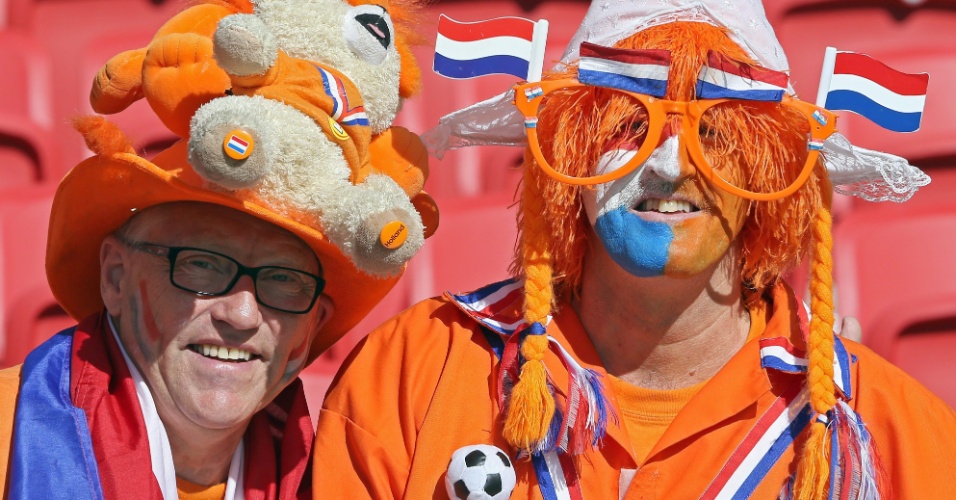 Holandeses capricham na fantasia para acompanhar o jogo contra a Austrália