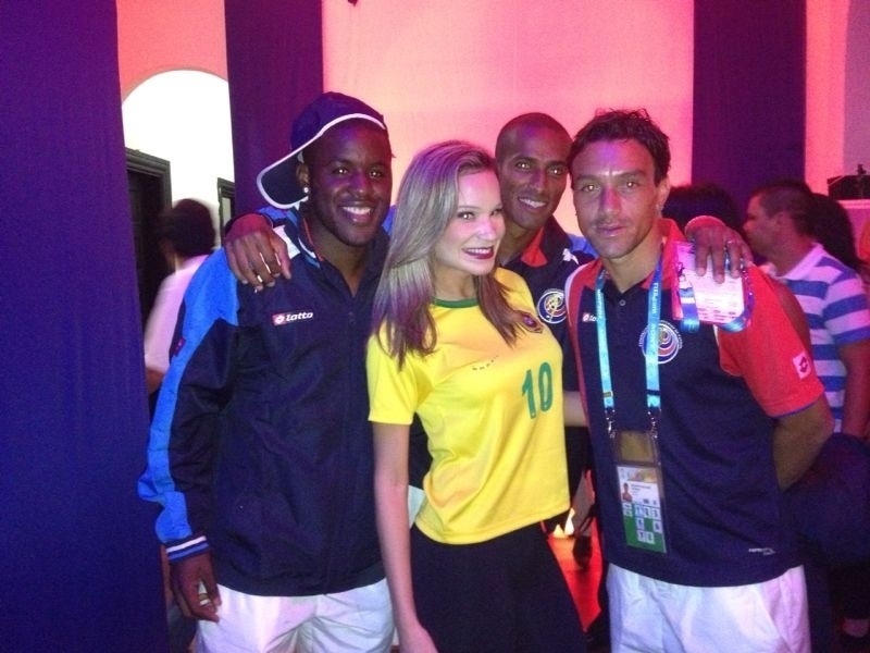 Bruna Carolina foi alvo das cantadas dos jogadores da Costa Rica após a vitória contra a Itália