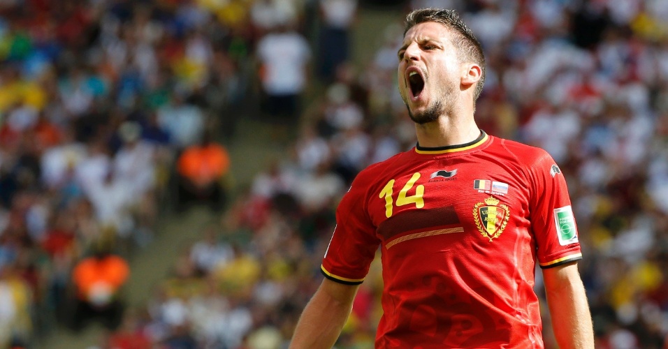 Dries Mertens lamenta após perder boa chance de gol para a Bélgica