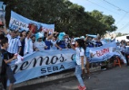Porto Alegre abre novos espaços para reunir argentinos que invadiram cidade - Marinho Saldanha/UOL